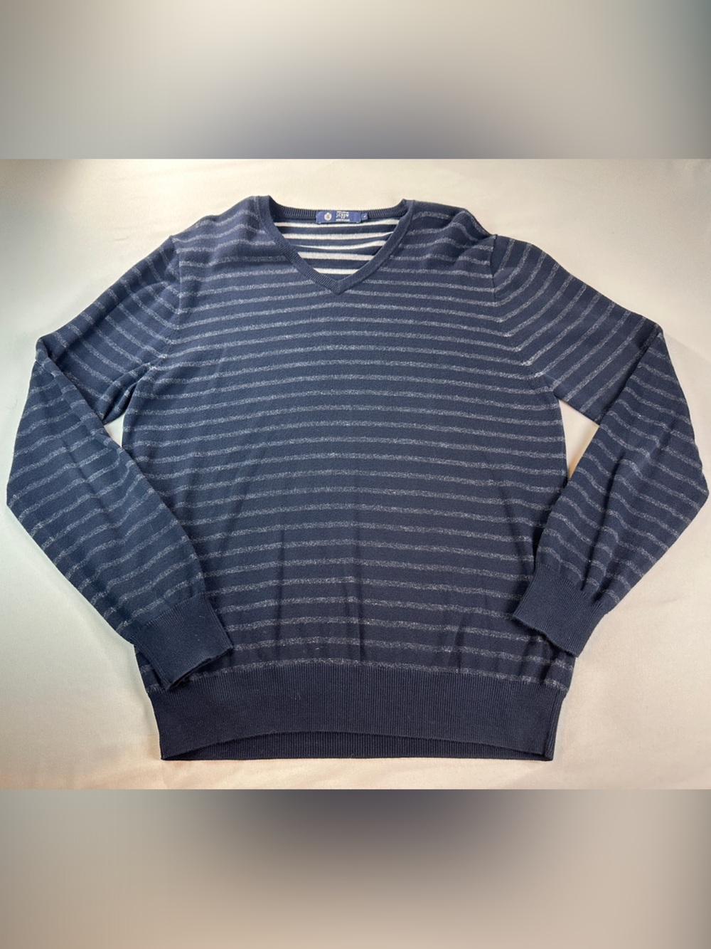 J. Crew Sweater Large Navy Light Blue Striped V-Neck
